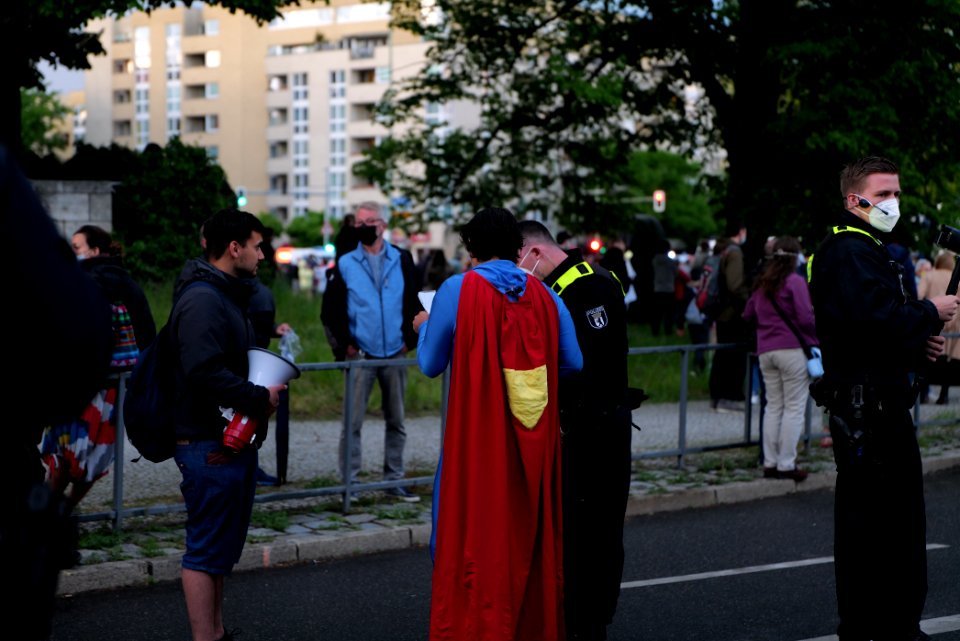 Conspiracist protest Theodor-Heuss-Platz Berlin 2021-05-21 58