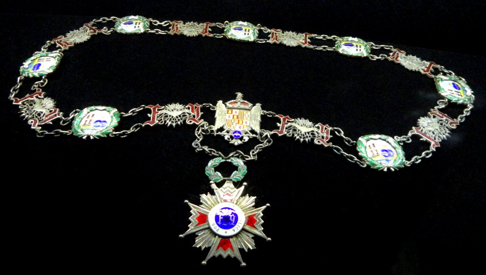 Cordon of the Order of Isabella the Catholic (Spain) - Memorial JK - Brasilia - DSC00447