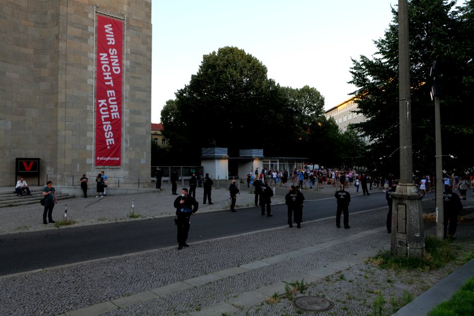 Conspiracy theorist protest Berlin 2020-07-31 44