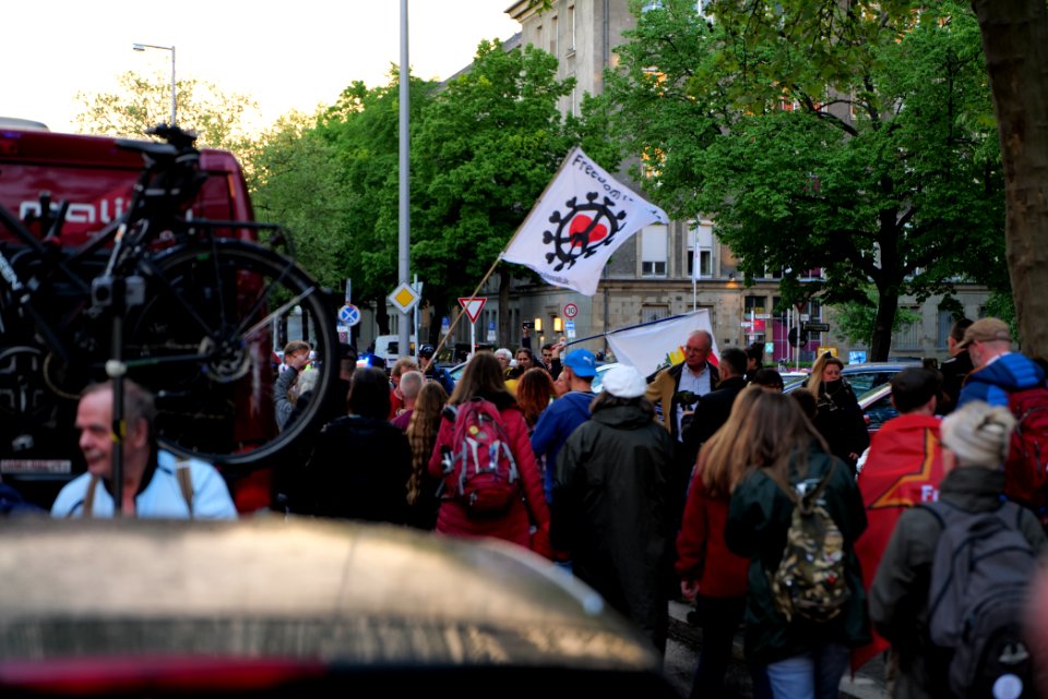 Conspiracist protest Theodor-Heuss-Platz Berlin 2021-05-21 20