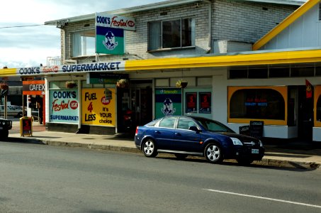 Cooks-IGA-Exeter-20070419-034