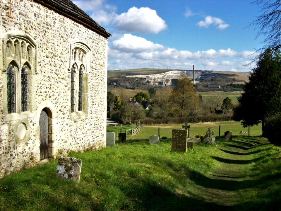 Coombes church, east end