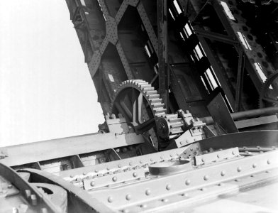 Constructie van de Hembrug over het Noordzeekanaal, Bestanddeelnr 189-0480