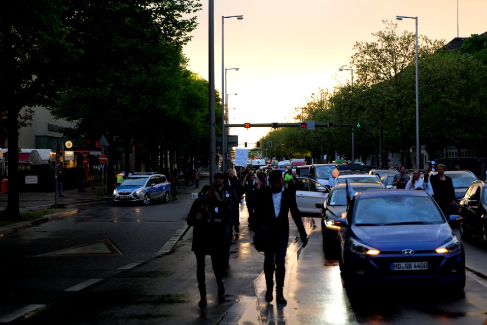 Conspiracist protest Theodor-Heuss-Platz Berlin 2021-05-21 16
