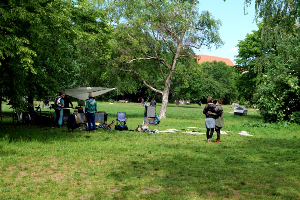 Conspiracy theorist protest Mauerpark Berlin 2020-05-30 04