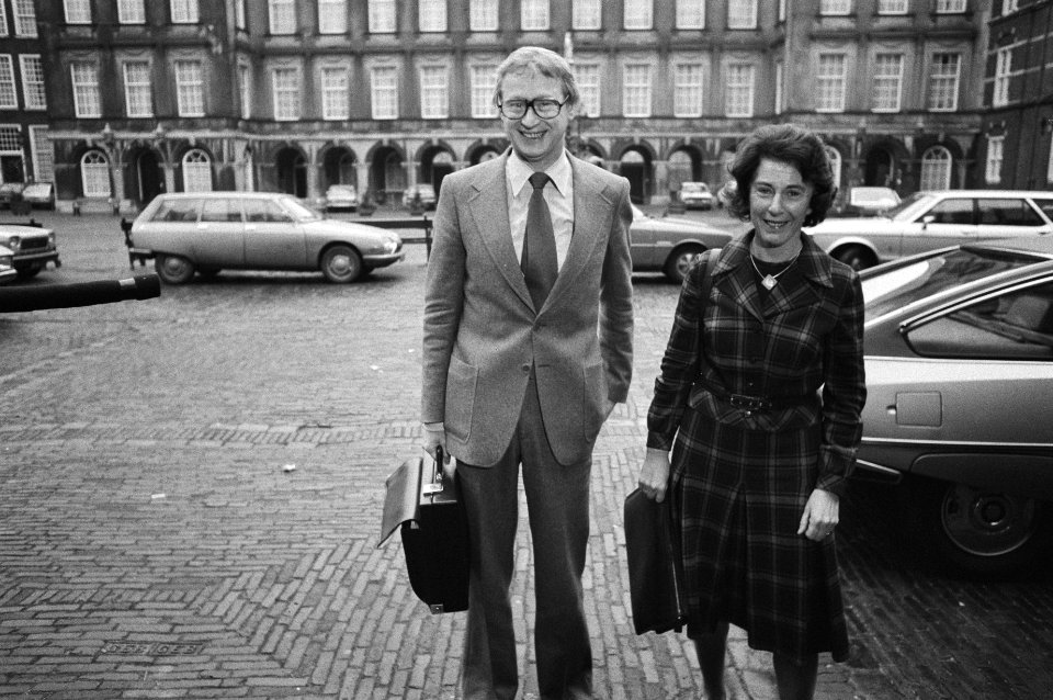 Constituerende vergadering kabinet Van Agt Andriessen mevrouw Gardeniers, Bestanddeelnr 929-4862