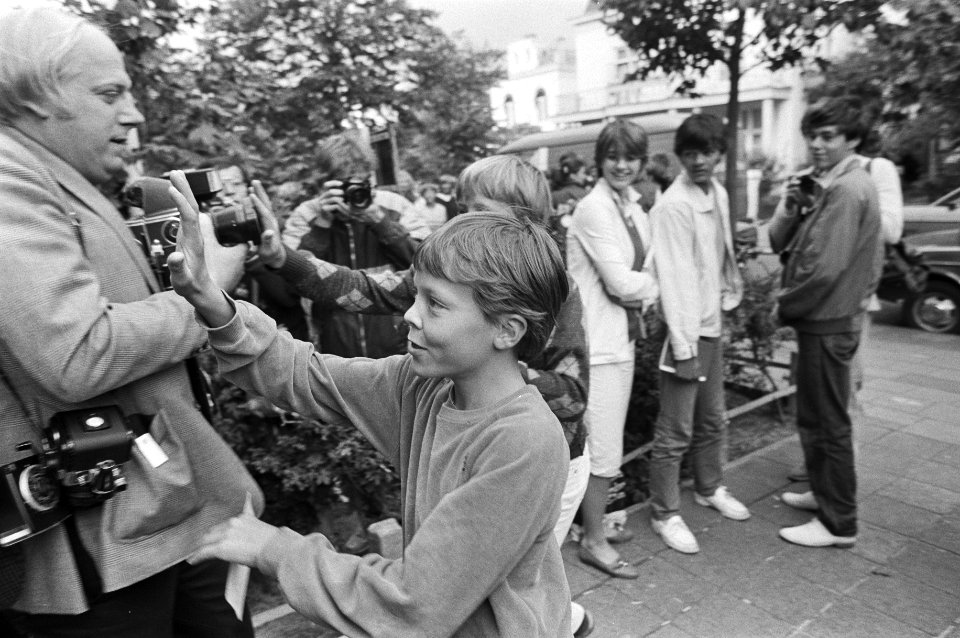 Constantijn hindert fotografen, Bestanddeelnr 931-6301