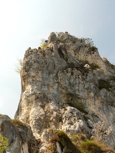 Perpendicular climbing climbing platform system