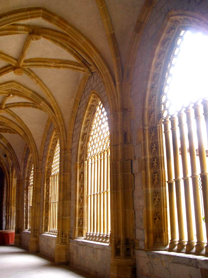 Deba - Iglesia de Santa Maria, claustro 15