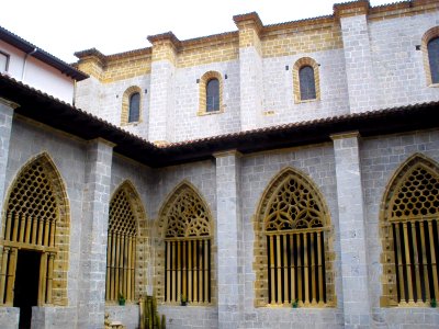 Deba - Iglesia de Santa Maria, claustro 26