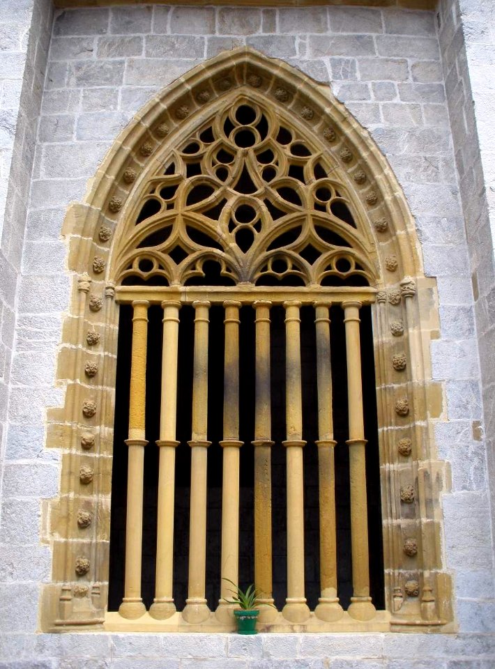 Deba - Iglesia de Santa Maria, claustro 22