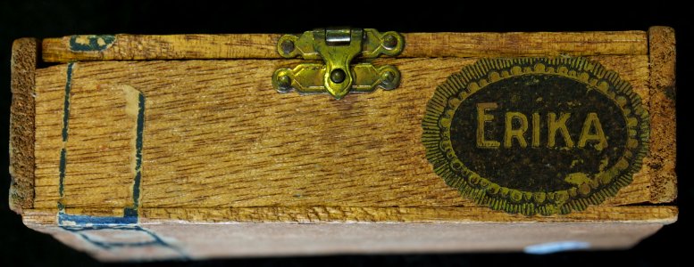 Decima Cigars cigar box side