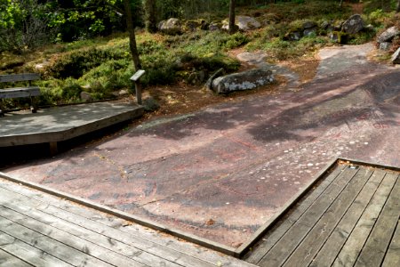 Deck, ramp and seating area at the Cobbler's Cliff 3