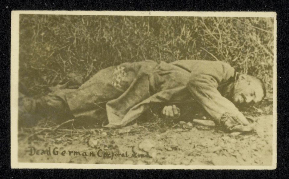 Dead German corporal, Bestanddeelnr 158-0555