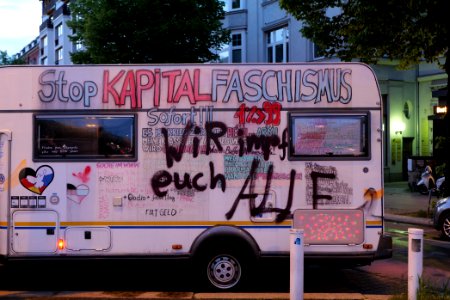 Conspiracist protest Theodor-Heuss-Platz Berlin 2021-05-21 84