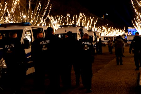 Conspracist demonstration Unter den Linden Berlin 2020-12-30 23