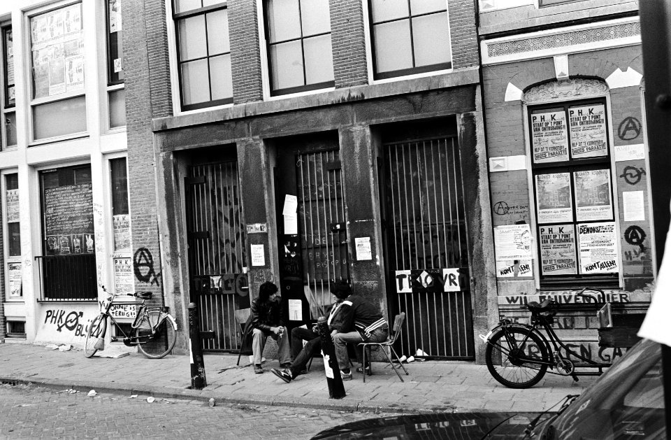 De zwaar gebarricadeerde deuren, Bestanddeelnr 930-9622
