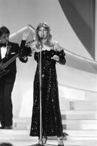 Deelnemers Eurovisie Song Festival in Den Haag Maggie Mac Neal (Nederland), Bestanddeelnr 930-7861