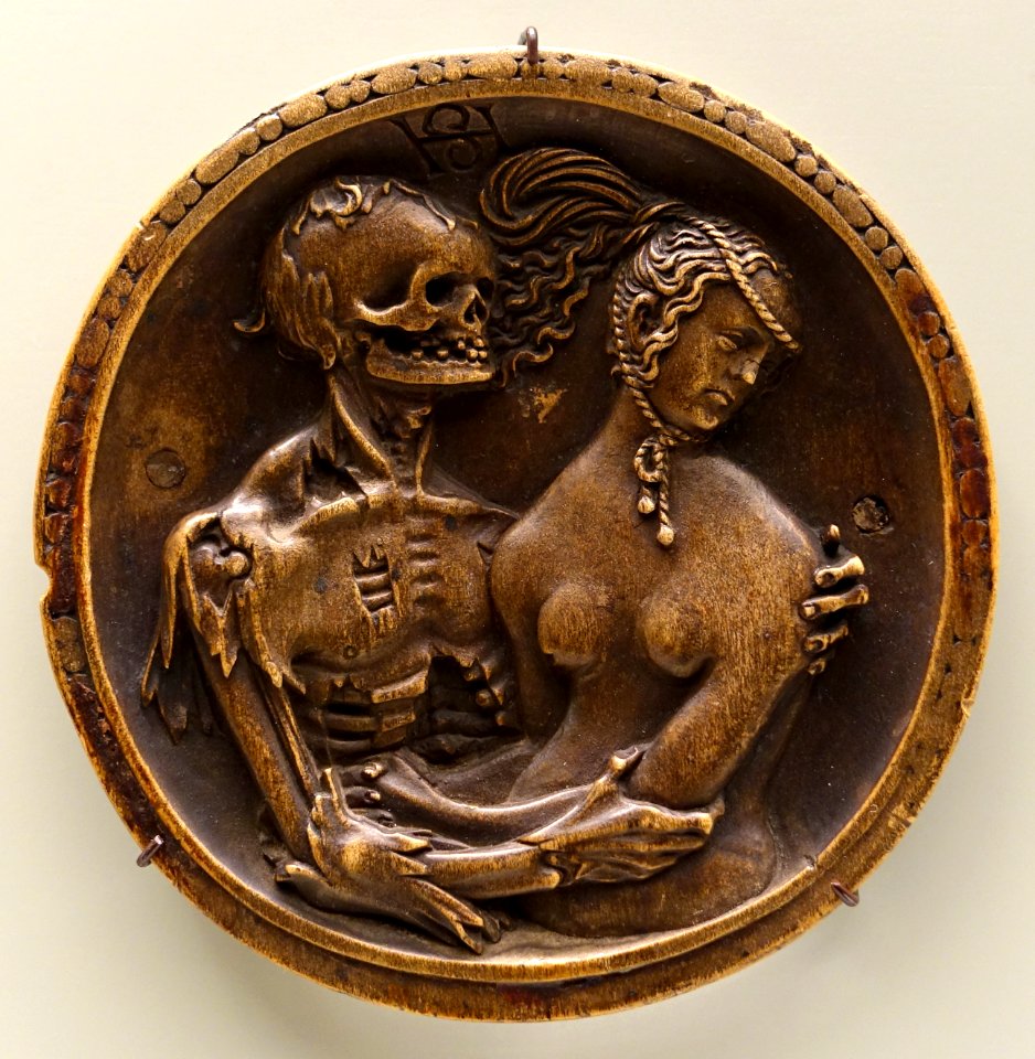 Death and the Maiden, by Hans Schwarz, Augsburg, c. 1520, boxwood - Bode-Museum - DSC03296