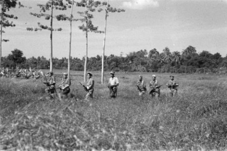 Deelnemers aan de patrouillegang van de 20e Compagnie 2 Regiment Infanterie in K, Bestanddeelnr 3-1-5