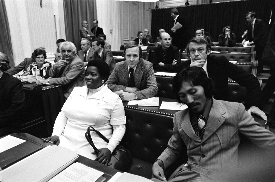 Debat (Koninkrijksdebat) onafhankelijkheid Suriname Liesdek-Clarke en Somohardj, Bestanddeelnr 928-2178