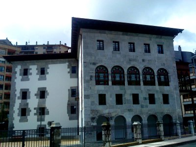 Deba, palacio Agirre o Valmar 1