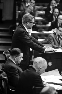 Debat in Tweede Kamer over de toestand bij de Universiteit van Amsterdam en de b, Bestanddeelnr 922-4445
