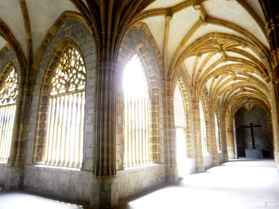 Deba - Iglesia de Santa Maria, claustro 27