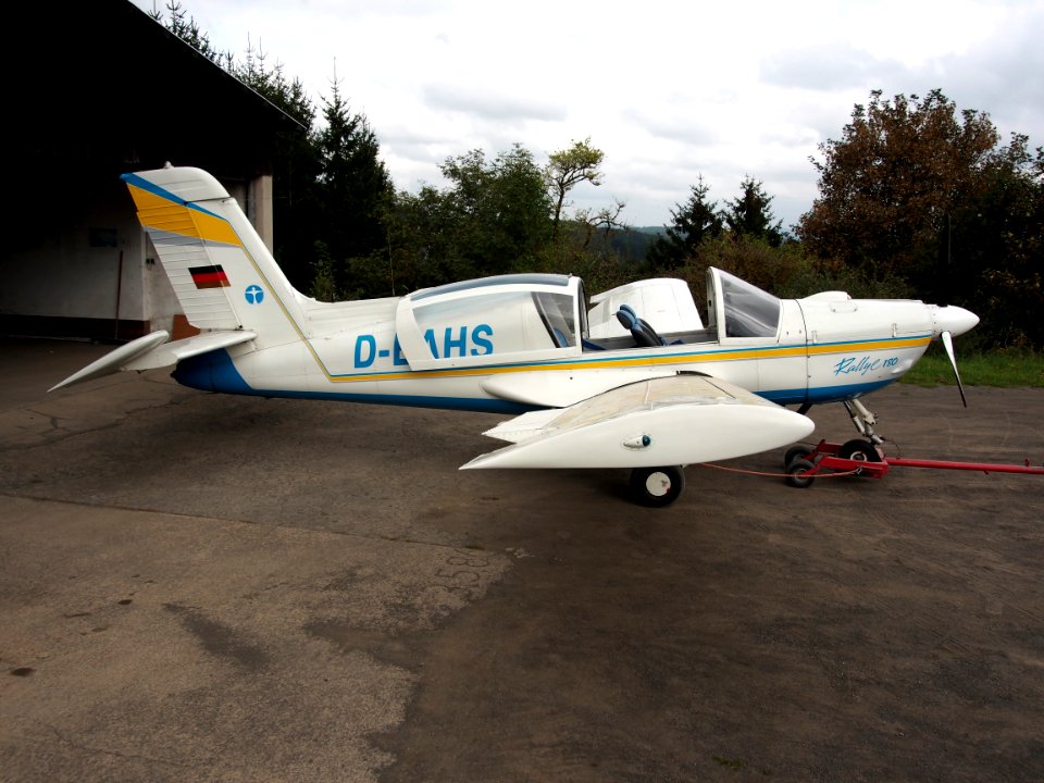 D-EAHS Socata MS893E Rallye Commodore 180GT at Flugplatz Daun-Senheld, pic7