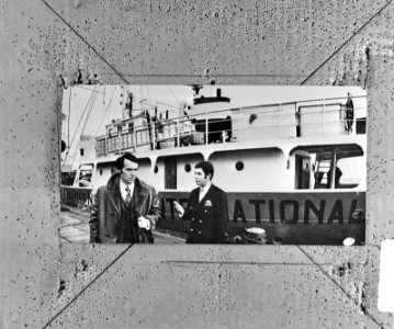 De Zwitserse eigenaars Bollier en Meister voor het schip van Radio Noordzee Inte, Bestanddeelnr 924-5841
