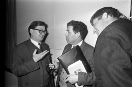 Debat drs. J.P.A. Gruyters (D66) en A.G. v.d. Spek (PSP) in Krasnapolsky, Gruyte, Bestanddeelnr 922-1126