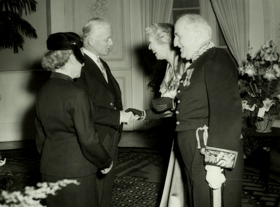 De Vos van Steenwijk, Dr.J.E. baron, NL-HlmNHA 5400463576