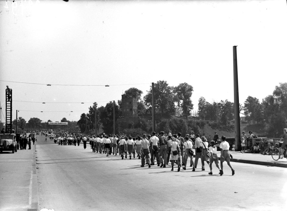 De vierdaagse te Nijmegen, Bestanddeelnr 902-2792