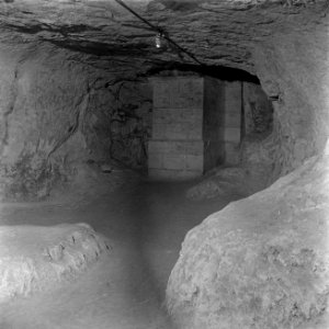 De woning van de H Familie onder de basiliek van de Verkondiging te Nazareth, Bestanddeelnr 255-1081