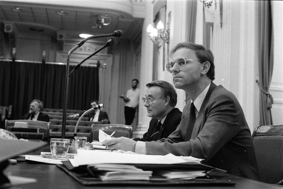 Debat in de Tweede Kamer over de aftrekbaarheid van groot onderhoud van eigen wo, Bestanddeelnr 932-6158