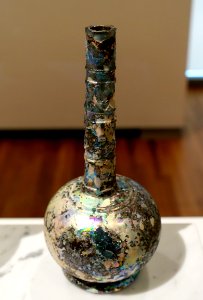 Decanter, Iran, 10th to 11th century AD, glass - Aga Khan Museum - Toronto, Canada - DSC06403