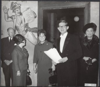 De verloofde van prinses Margriet, Pieter van Vollenhoven, na het behalen van zi, Bestanddeelnr 021-0545