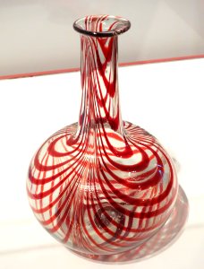 Decanter by unknown maker 13.927, England, 1775-1810, glass - Brooklyn Museum - Brooklyn, NY - DSC08850