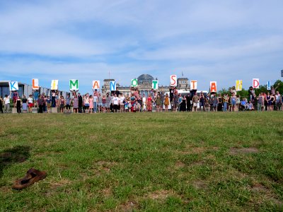 Declaration of the civil climate emergency in Berlin 30