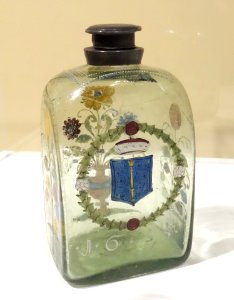 Decanter, Germany, 17th century, glass, pewter, painted decoration - Brooklyn Museum - DSC09130