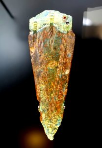 Decorated dagger from men's grave 10, Aldingen, Remseck, Kreis Ludwigsburg, 2100-1900 BC, copper - Landesmuseum Württemberg - Stuttgart, Germany - DSC02752