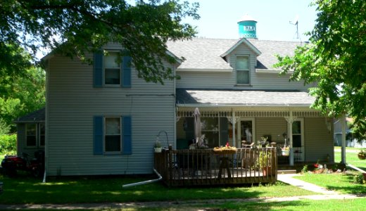 DeJong house (Utica SD) from E 1