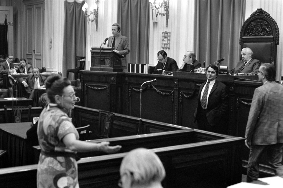 Debat over prijsstop in Tweede Kamer , G Brautigam interrumpeert, Bestanddeelnr 926-0486