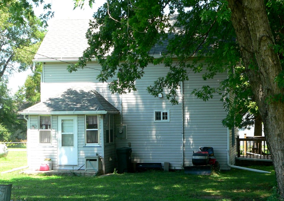 DeJong house (Utica SD) from S 1