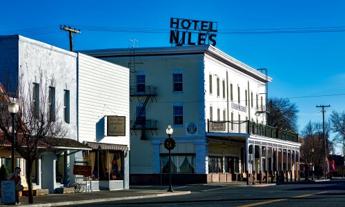 Hotel saloon bar