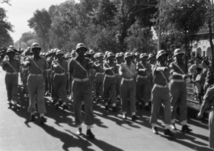 Defilé Batavia. Detachement Militaire Politie, Bestanddeelnr 368-6-3