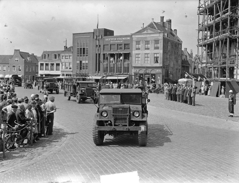 Defile van de KMA in Middelburg, Bestanddeelnr 904-6452