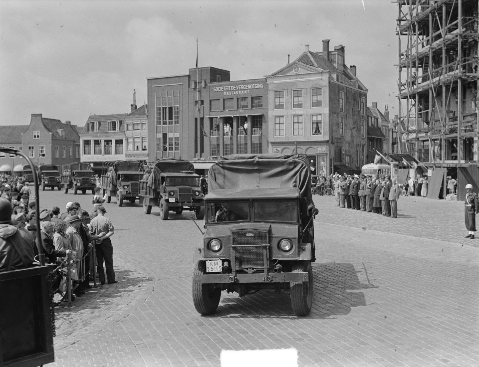 Defile van de KMA in Middelburg, Bestanddeelnr 904-6454
