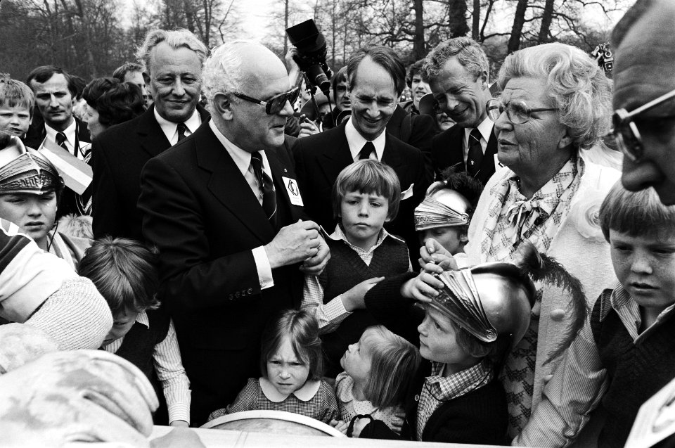 Defile Soestdijk 78, Bestanddeelnr 929-7000