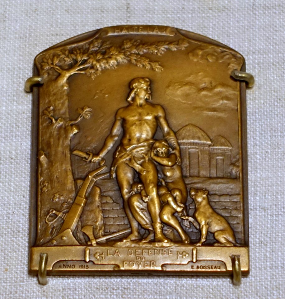 Defense of the Home, by Emile-Andre Boisseau, 1915, bronze - Portland Museum of Art - Portland, Maine - DSC03961